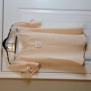 Davi & Dani blouse- size Large BNWT